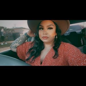 Meet your Posher, Viviana